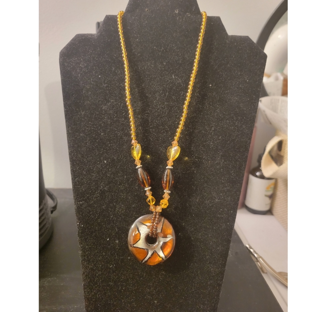 Diisk necklace
